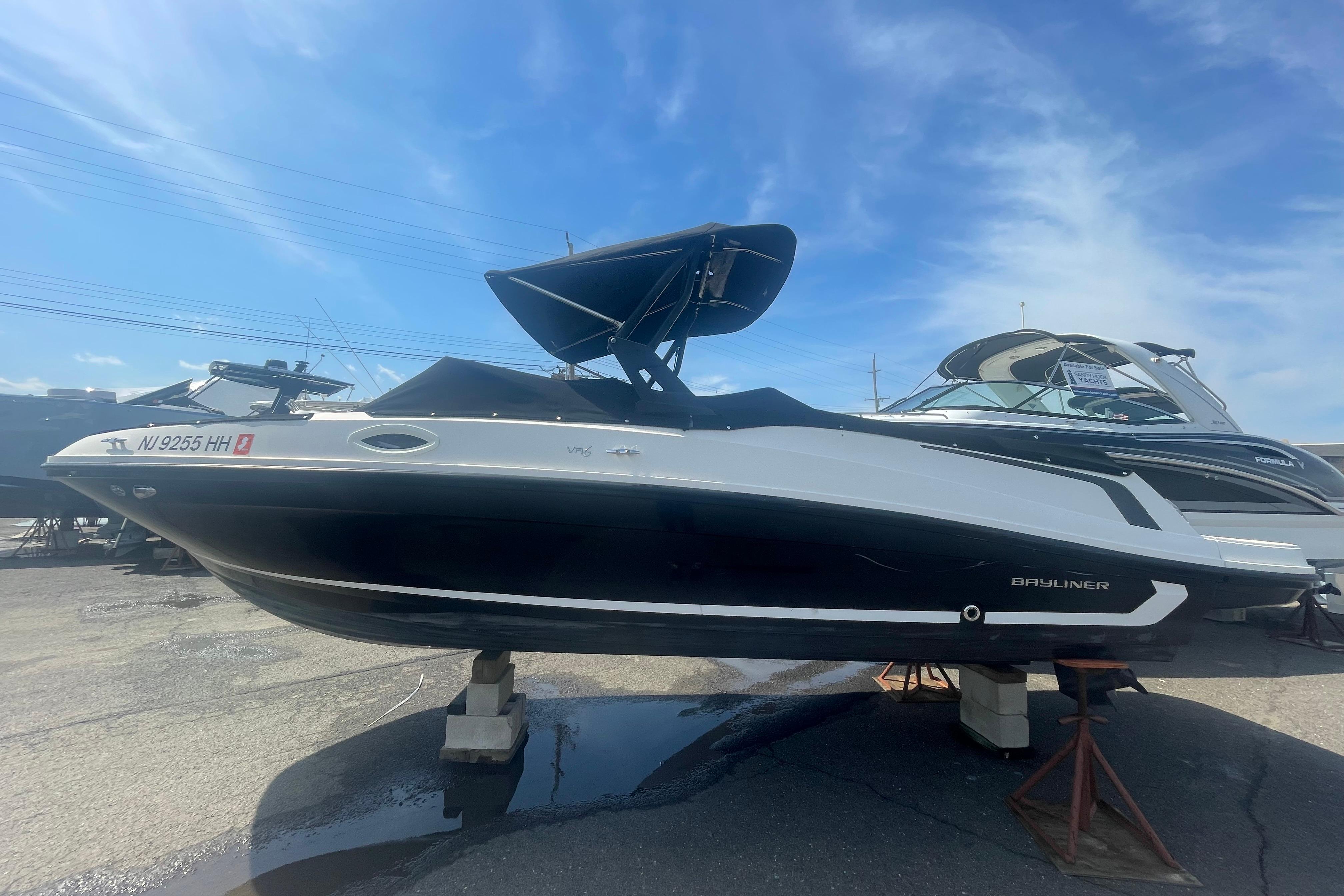 2019 Bayliner VR6 Bowrider I/O