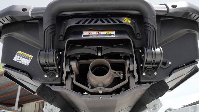 2026 Sea-Doo GTI SE 170 Tech Package with Audio iDF and iBR - 11