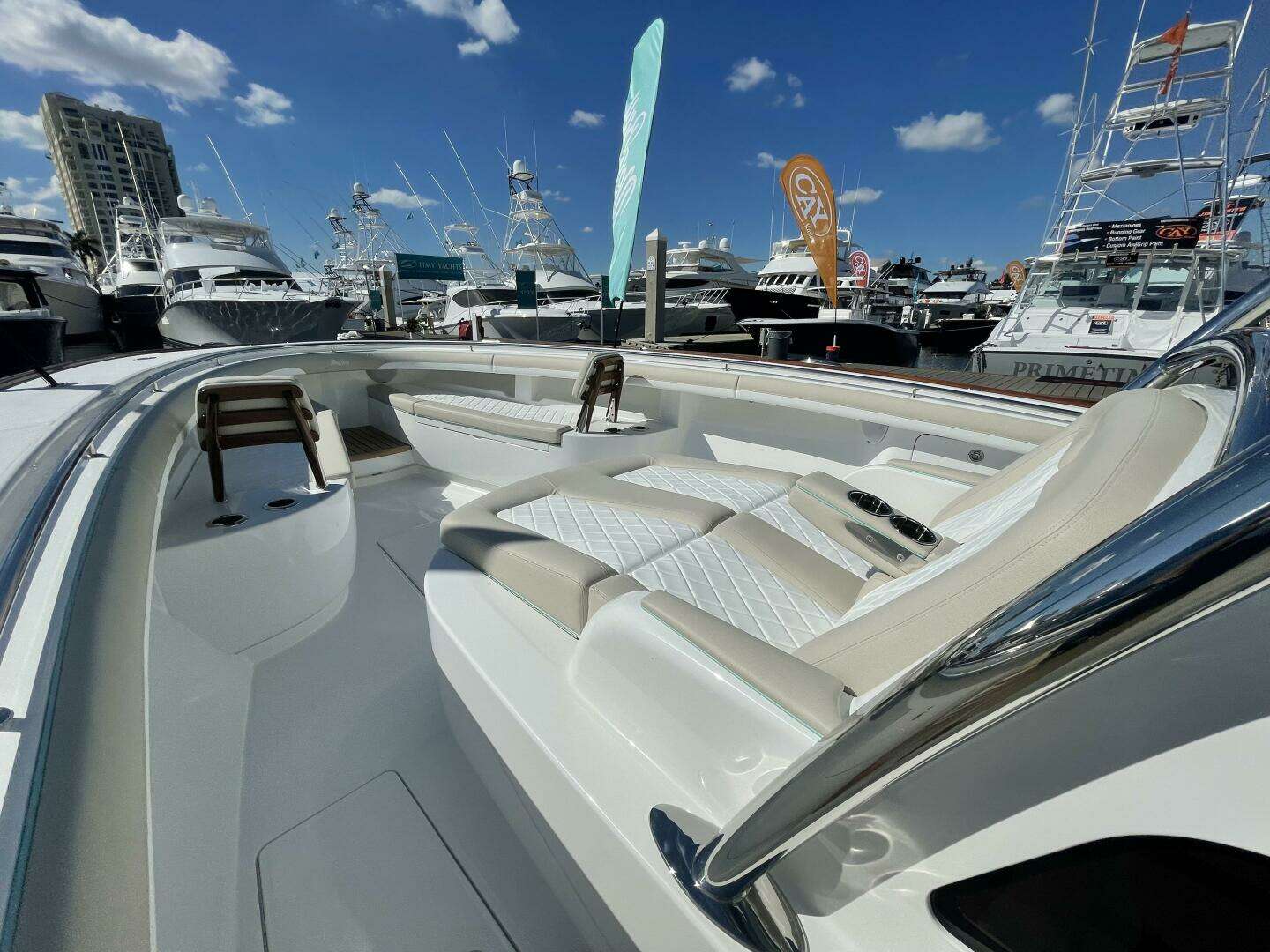 2026 Mag Bay 43 Center Console - Image 71