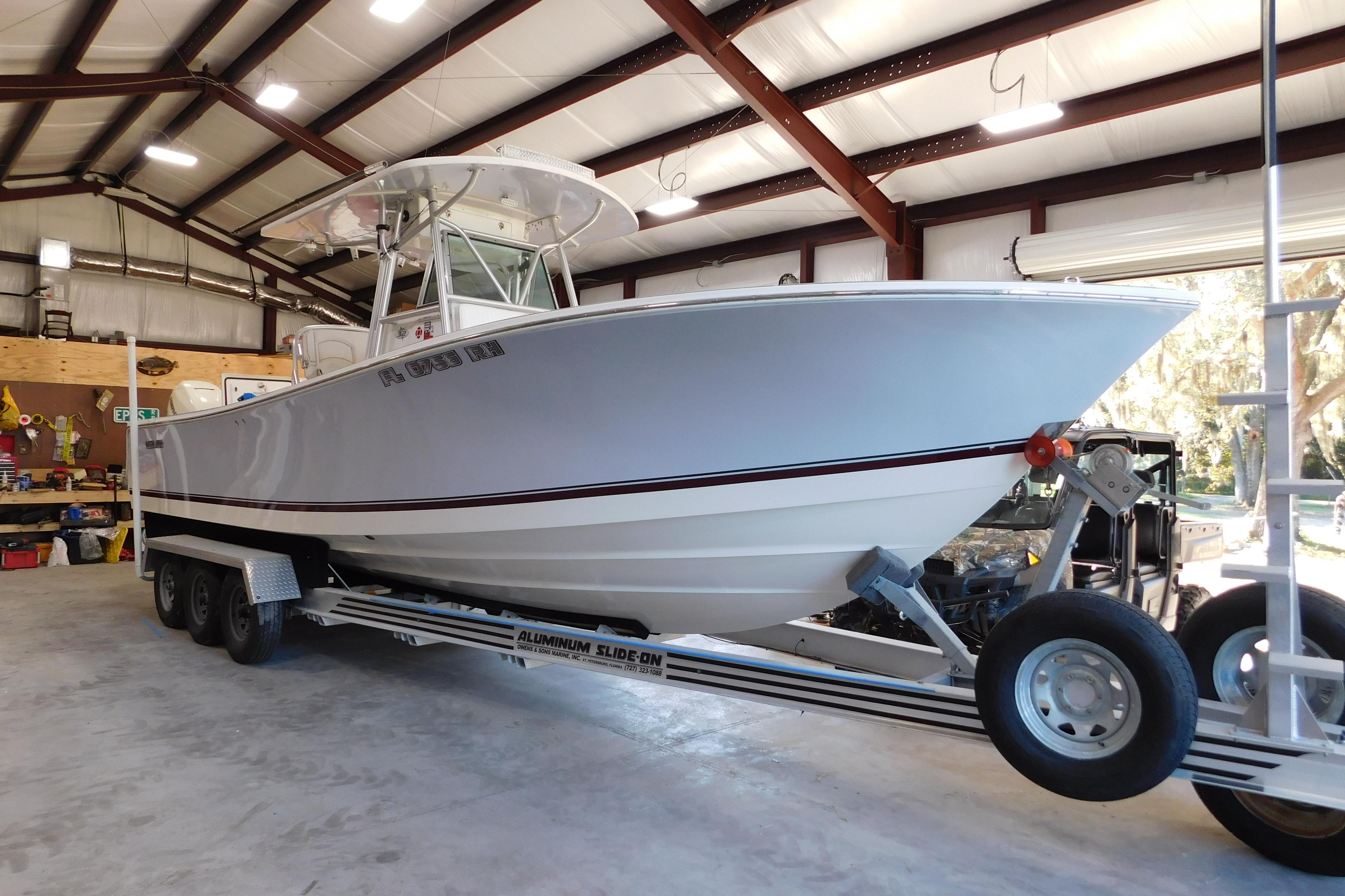2003 Regulator 32 Center Console