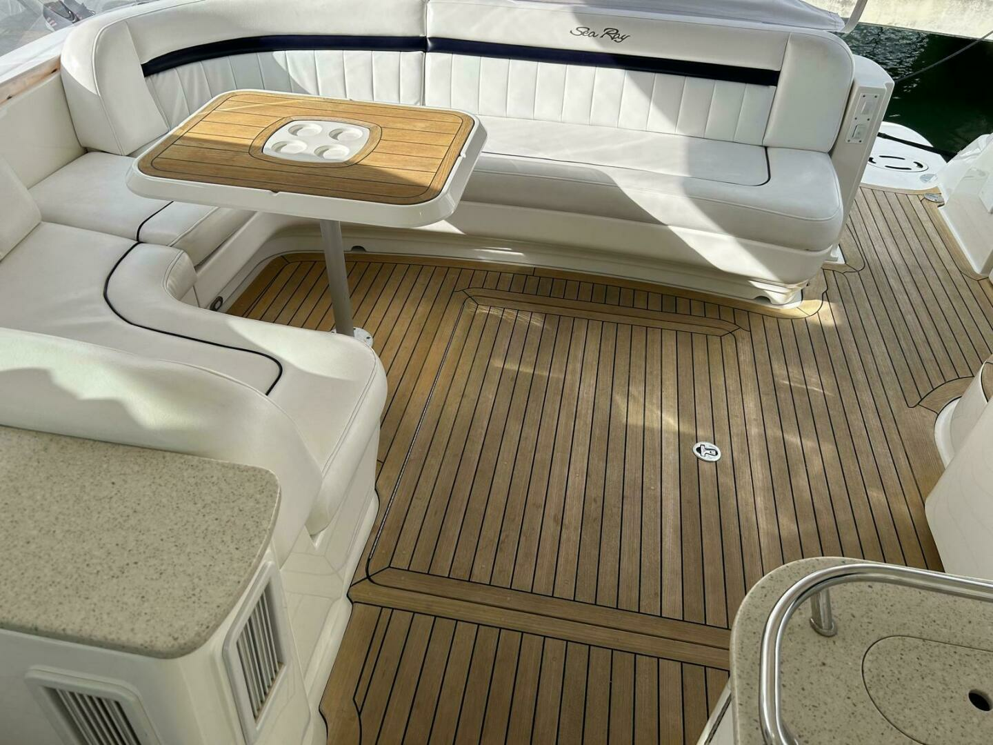 2008 Sea Ray 480 Sundancer - Image 21
