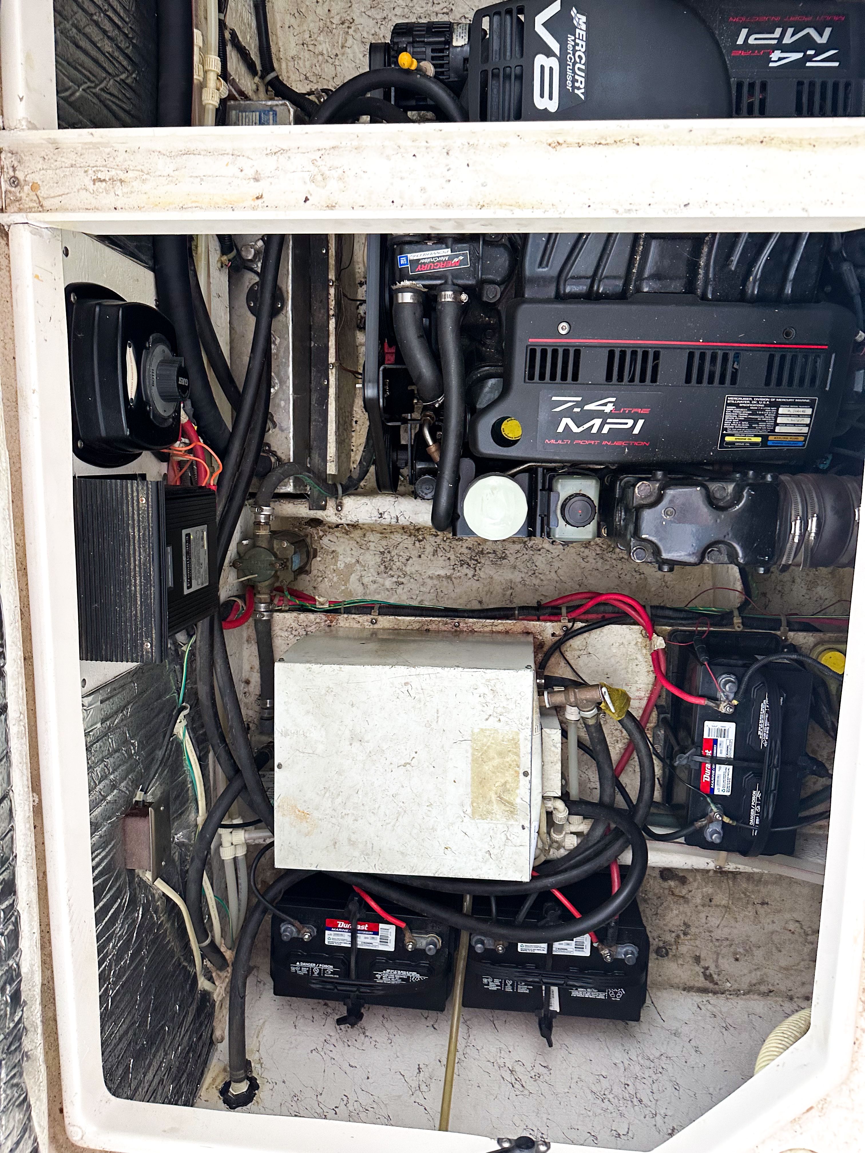 2000 Maxum 2800 SCR - 17