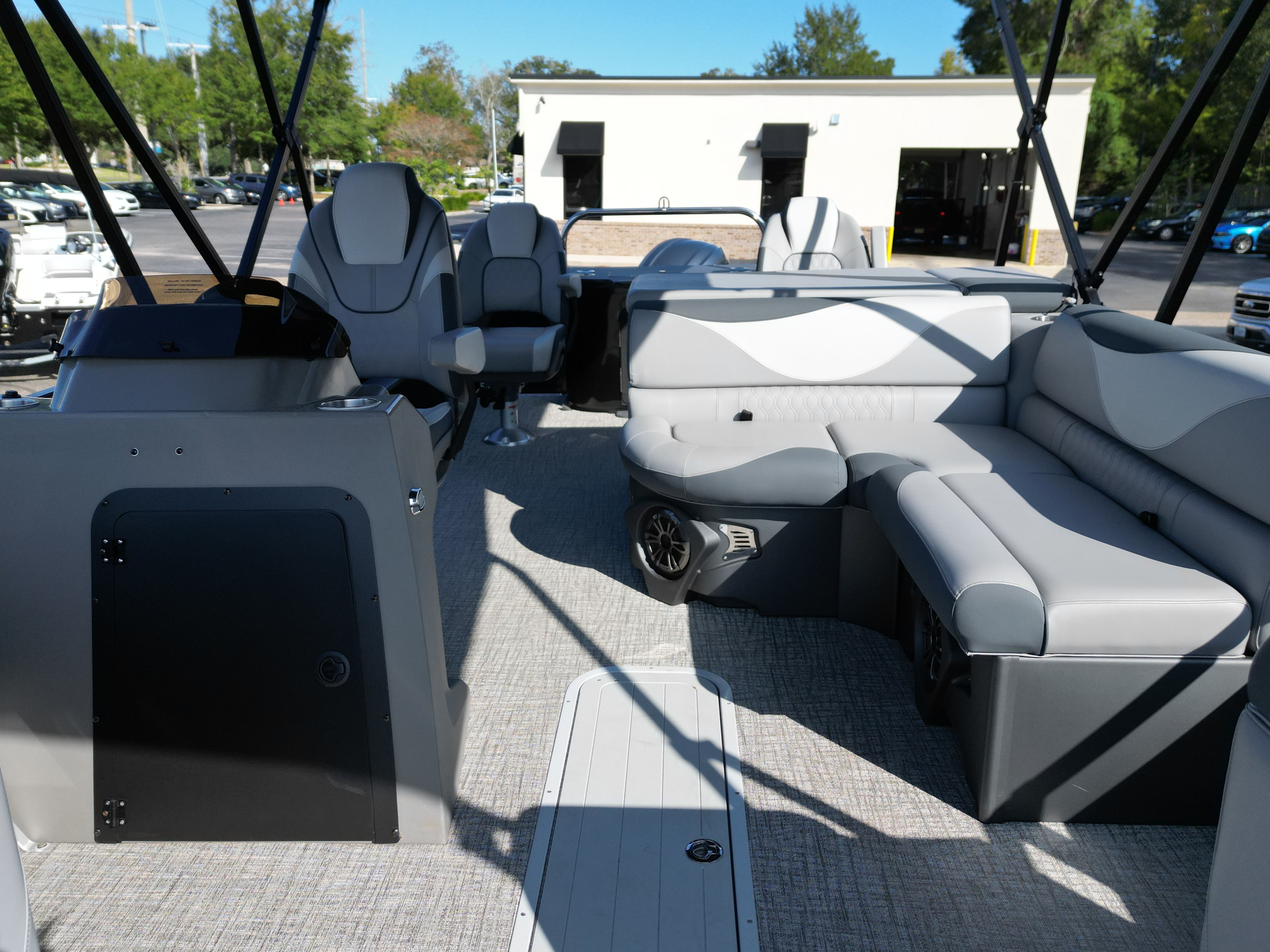 2025 Tahoe SPT85 RF23T - 29