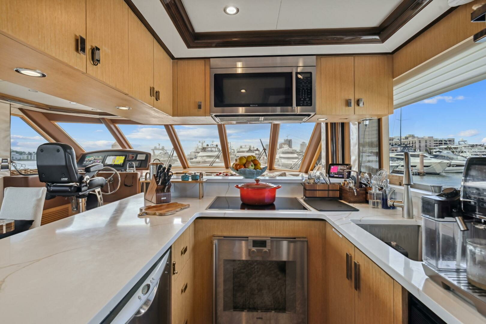 2010 Ocean Alexander 83 - Image 52