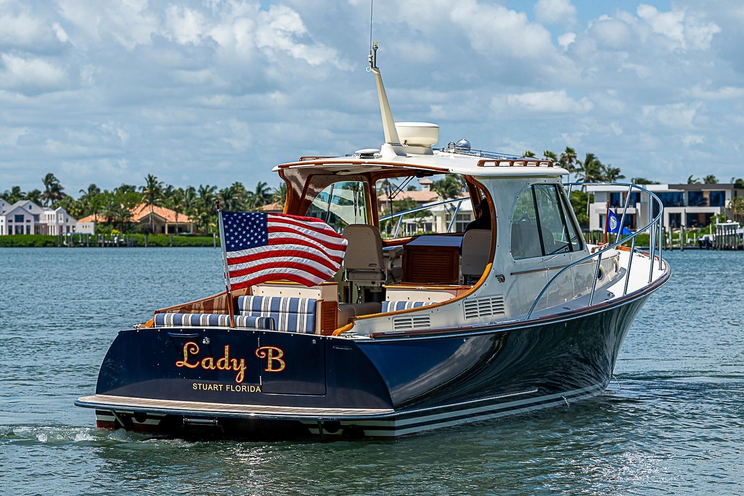 2016 Hinckley Picnic Boat 37 MKIII
