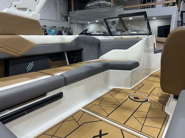 2025 ATX Surf Boats 24 Type-S - 17