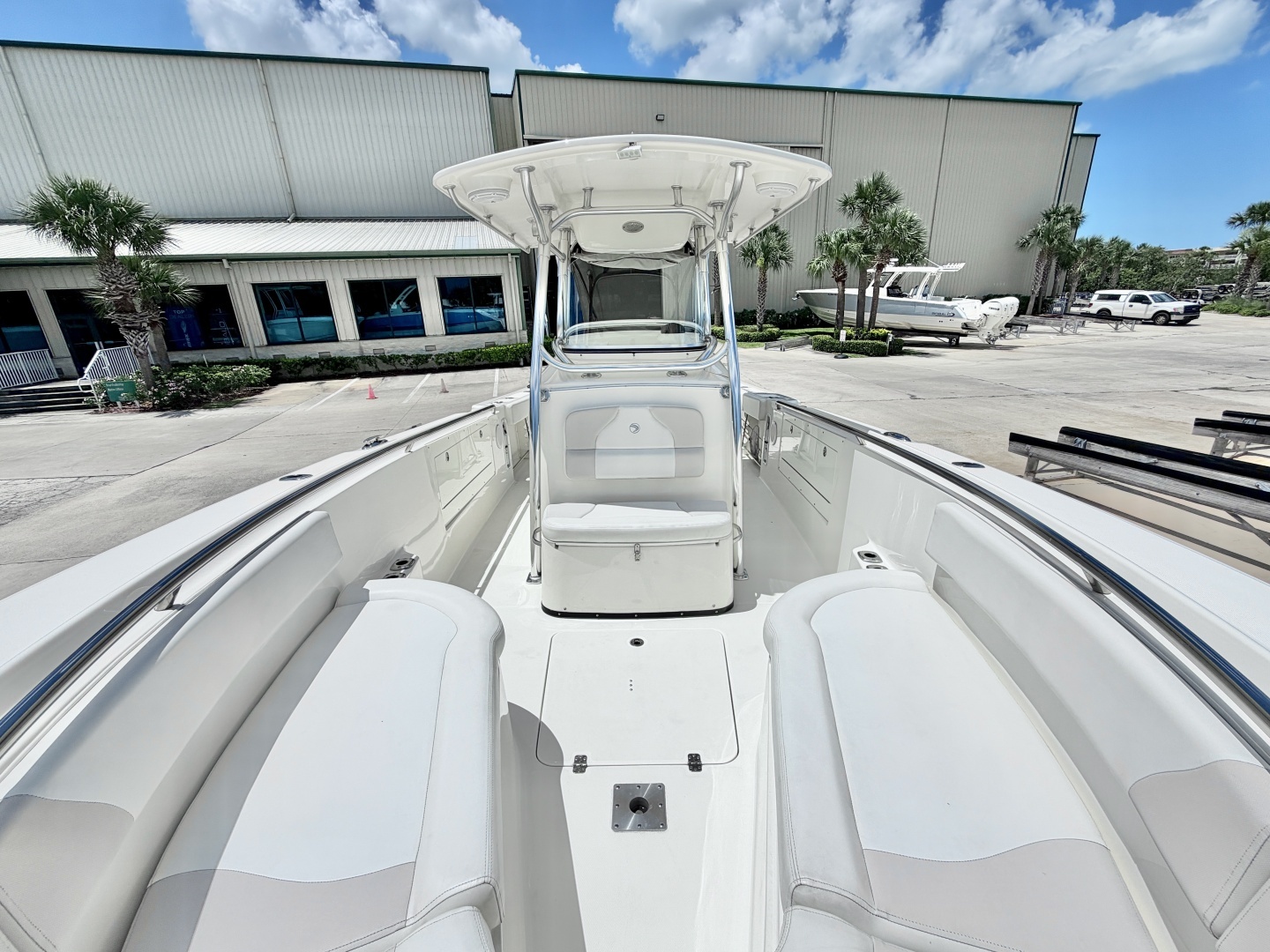 2013 Edgewater 318 CC - Image 23