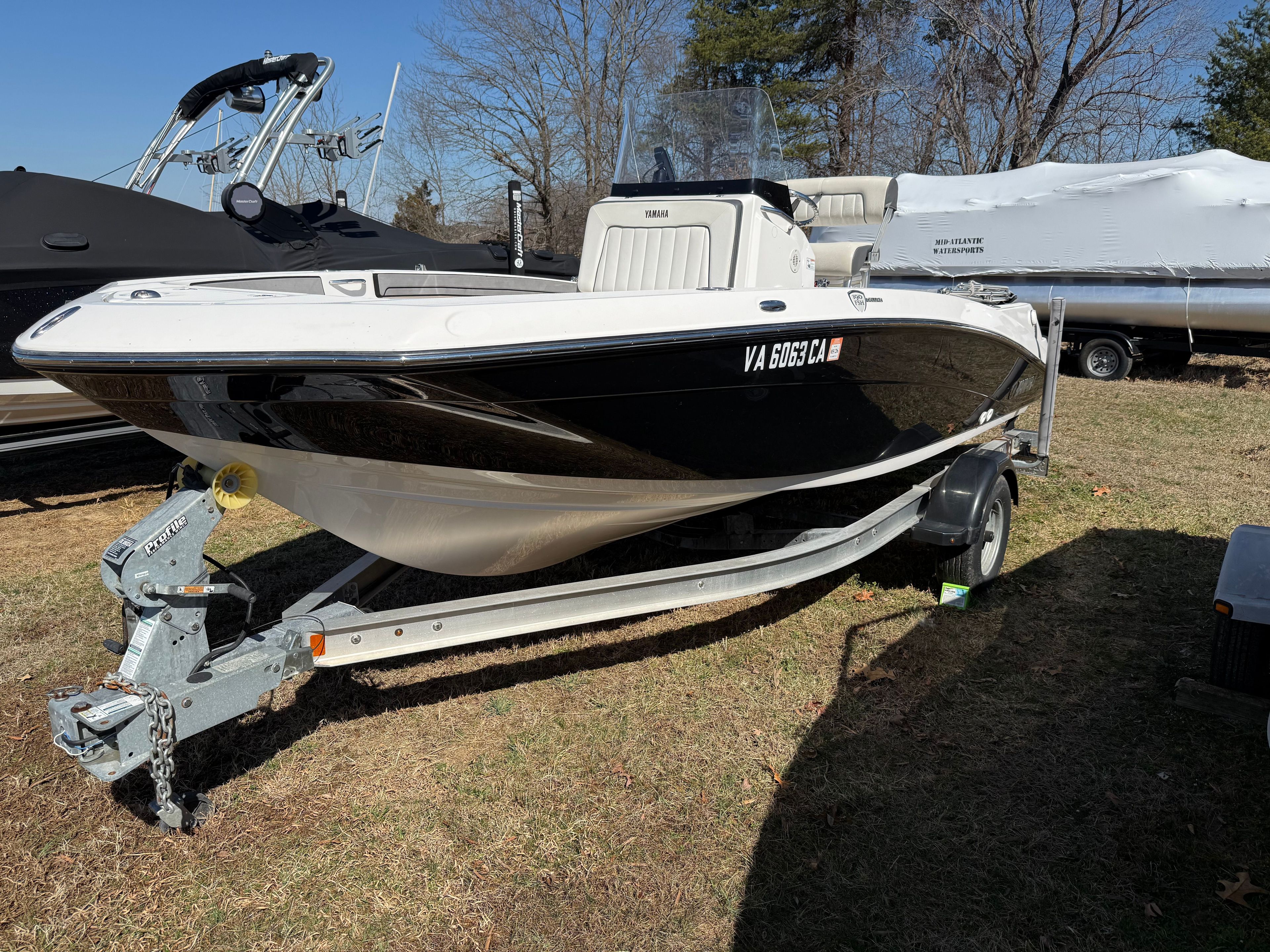 2018 Yamaha Boats 190 FSH Deluxe