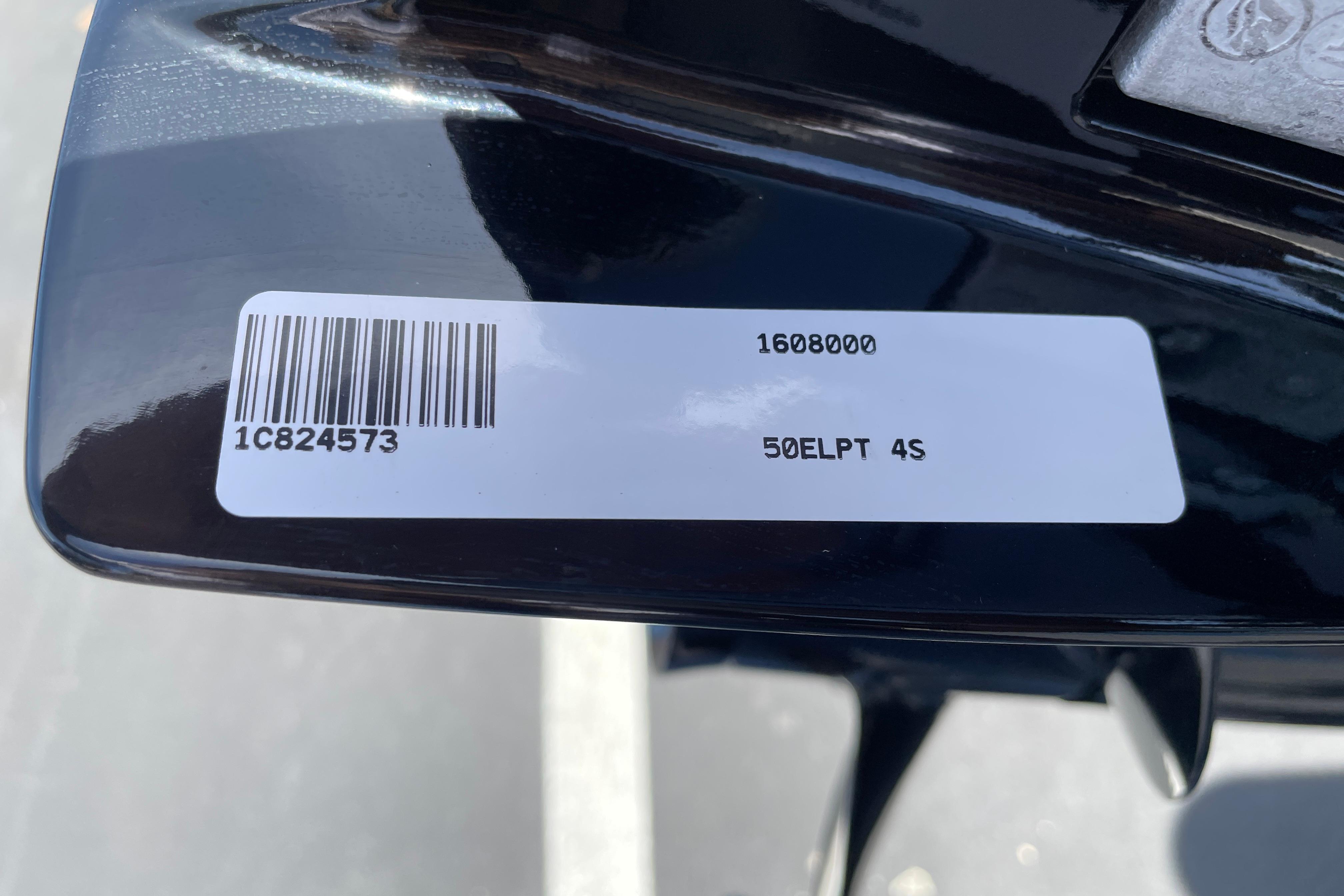 Barcode and label on 2026 Sun Tracker Bass Buggy 16 XL Select boat component.
