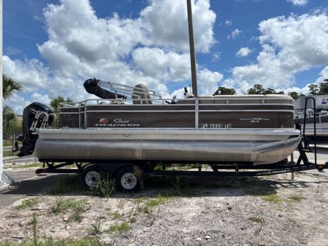 2024 Sun Tracker SportFish 20 DLX