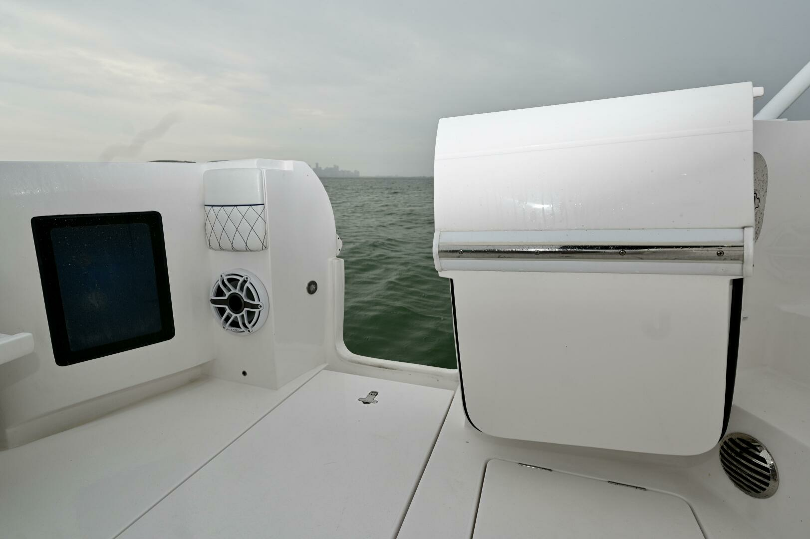 2021 Intrepid 438 Evolution - Image 12