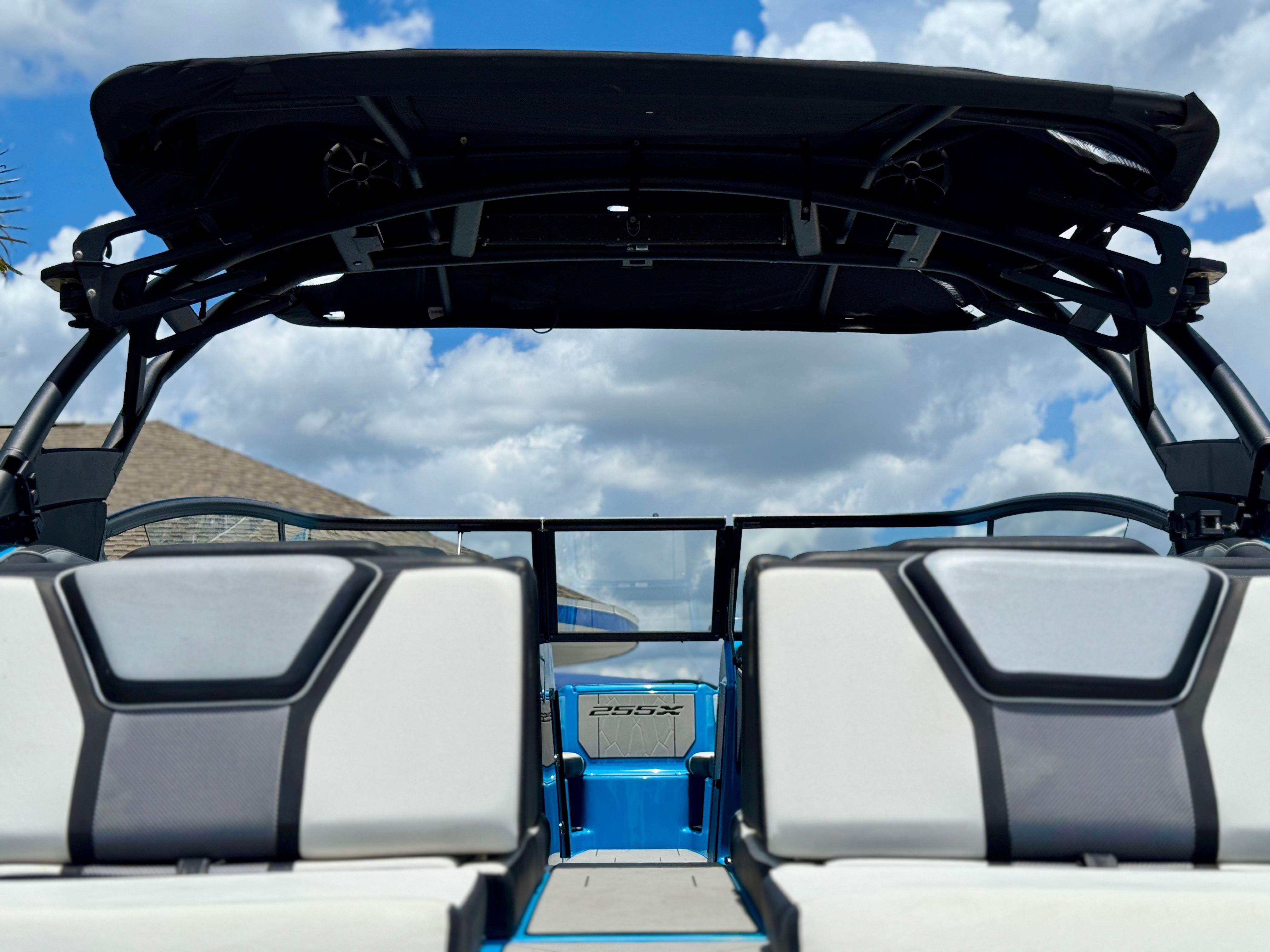 2021 YAMAHA 255 XD - Image 9
