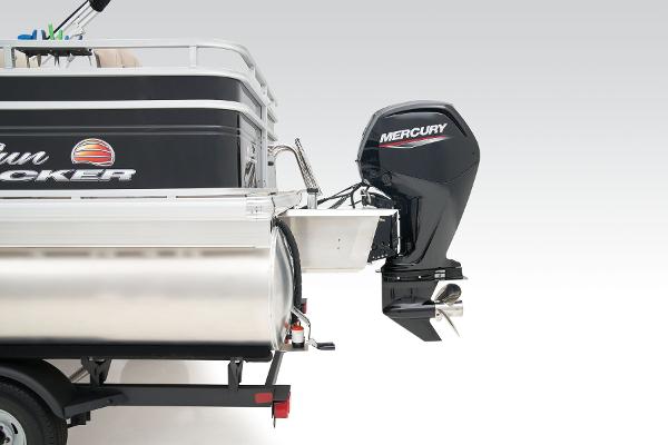 Manufacturer Provided Image: Sun Tracker SportFish 20 DLX