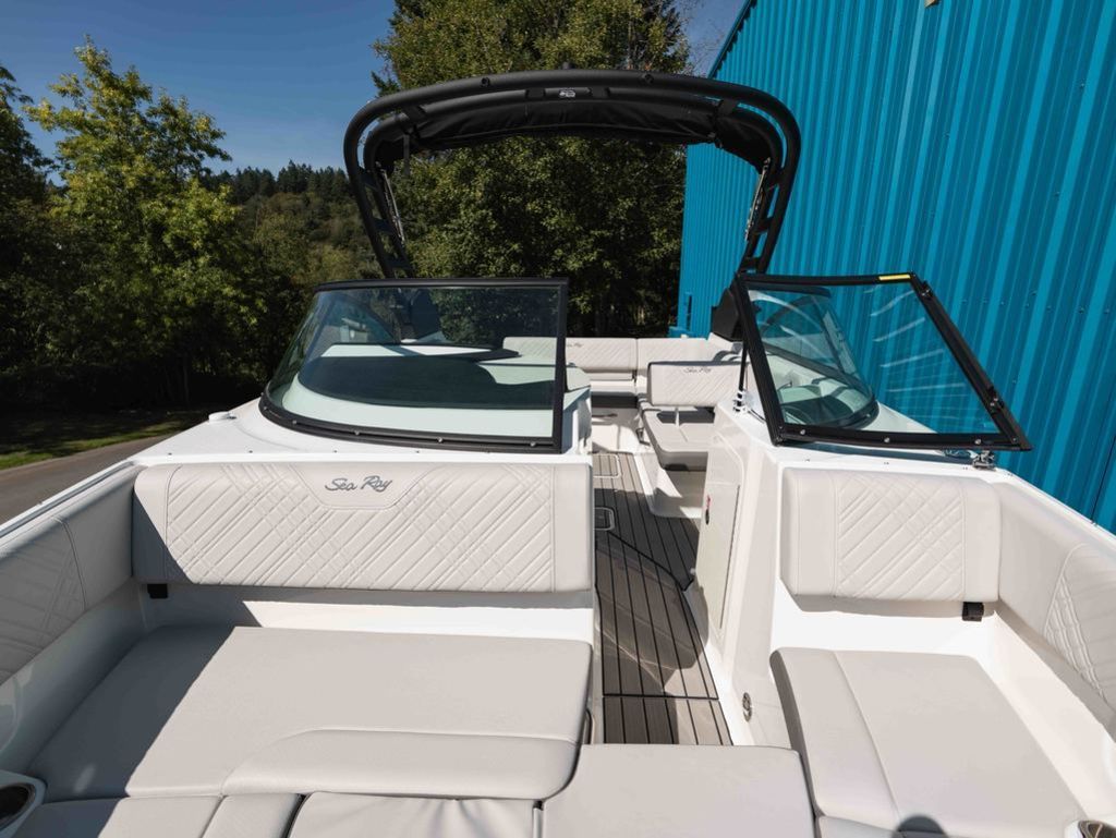 2026 Sea Ray SDX 230 - 12