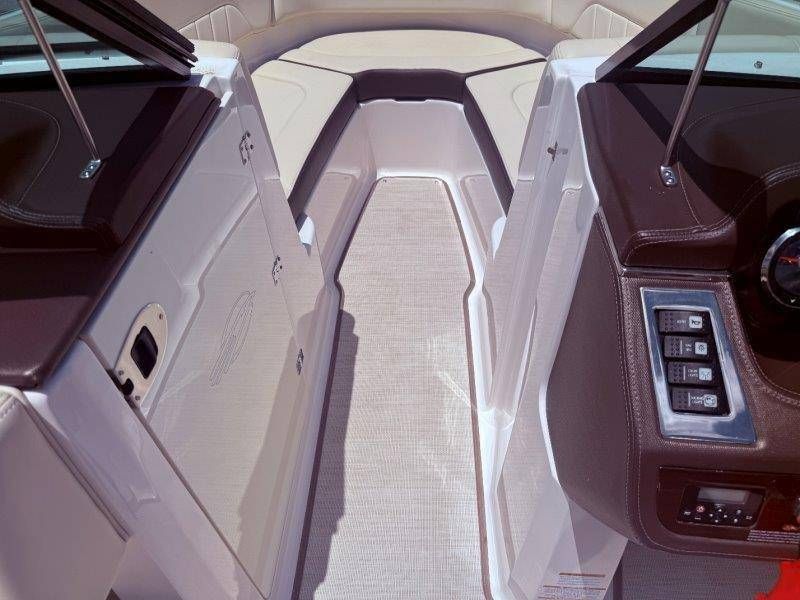 2020 Chaparral 237 SSX - 26