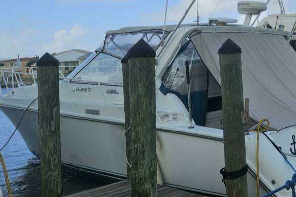 1990 Trojan 11M Express