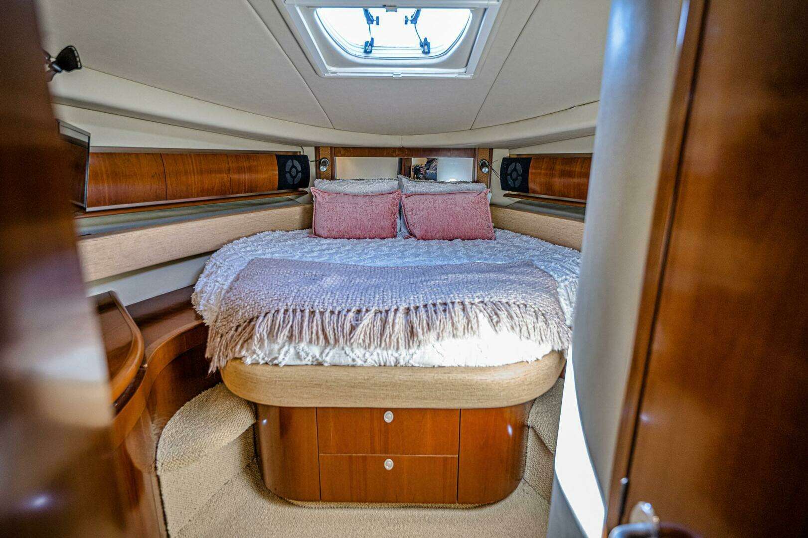 2005 Sea Ray 500 Sundancer - Image 35