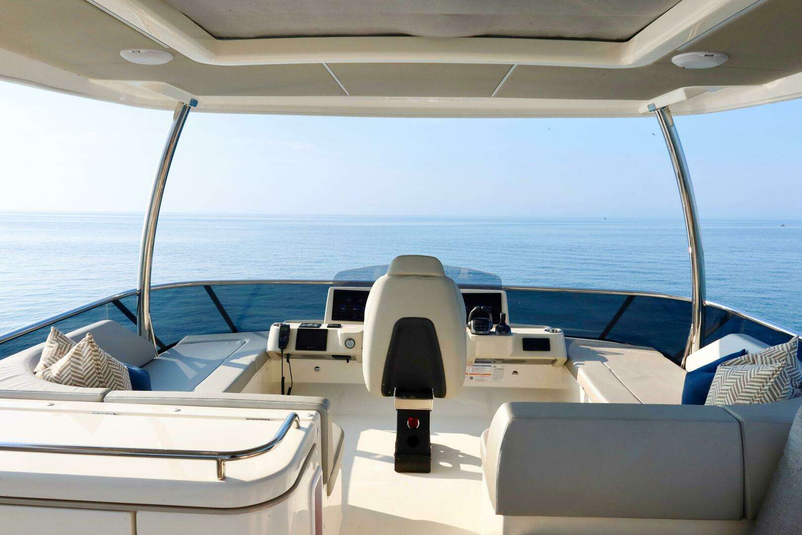 2026 Absolute 58 Navetta - Image 46