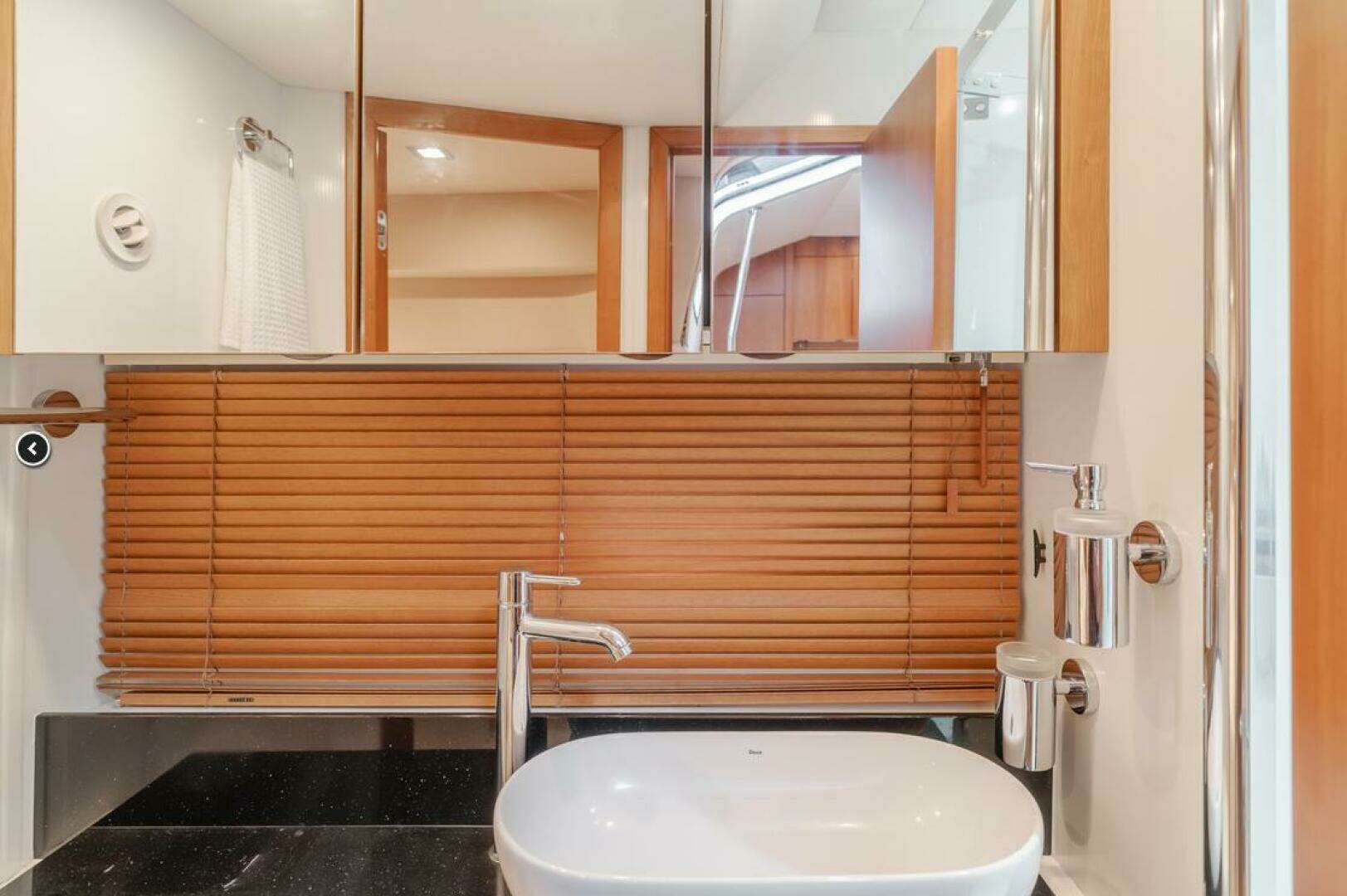 2012 Sunseeker Portofino 48 - Image 18
