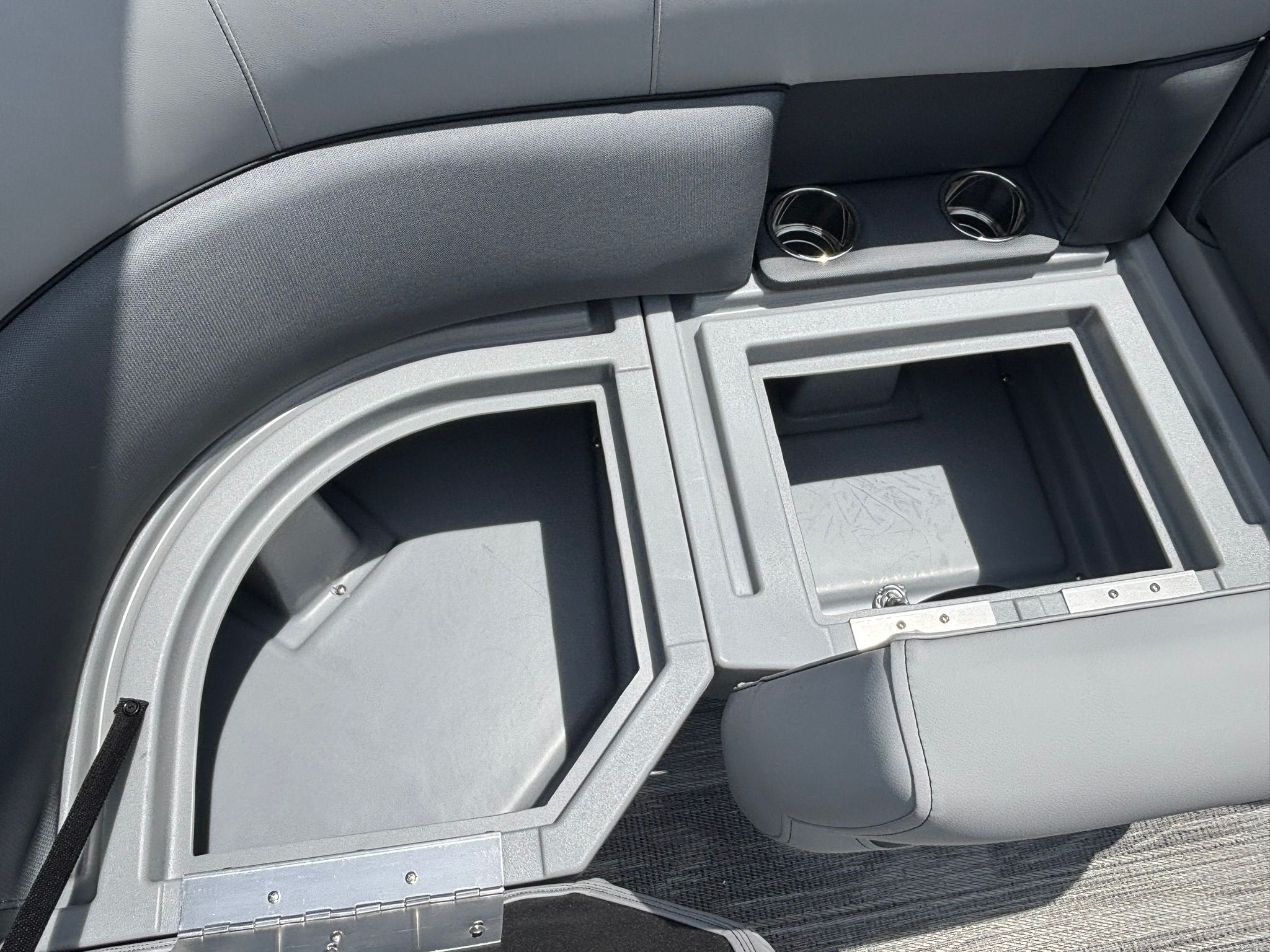 2027 Bentley Pontoons 200 Fish CWT - 30