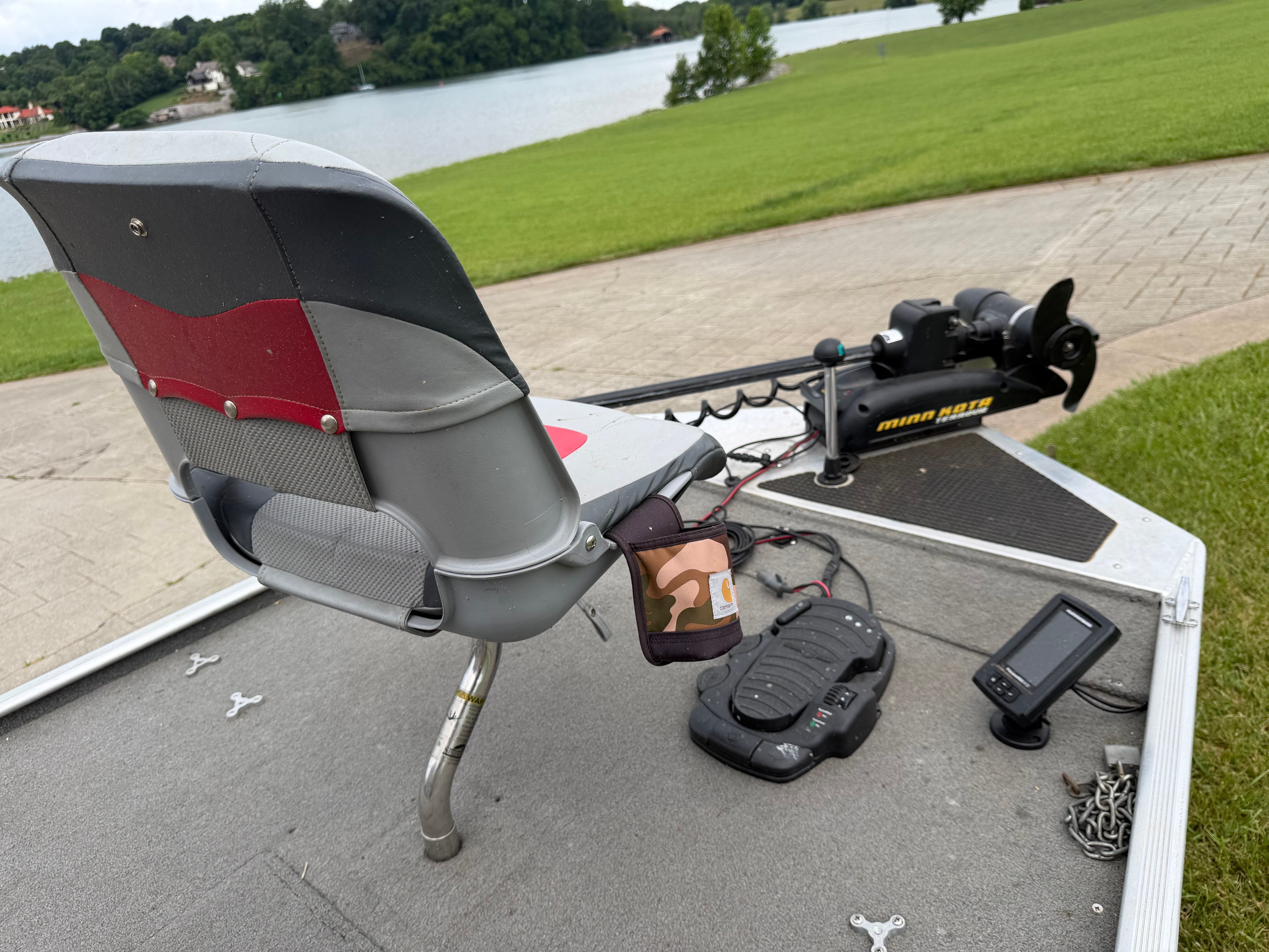 2012 Bass Tracker Pro 165 - 10