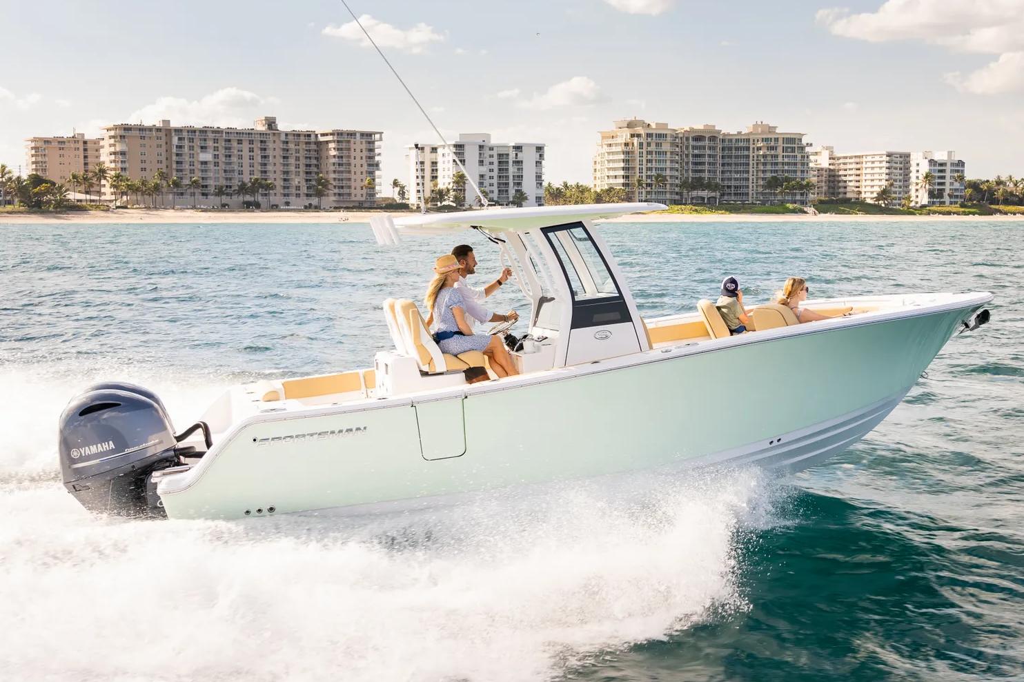 2027 Sportsman Open 262 Center Console