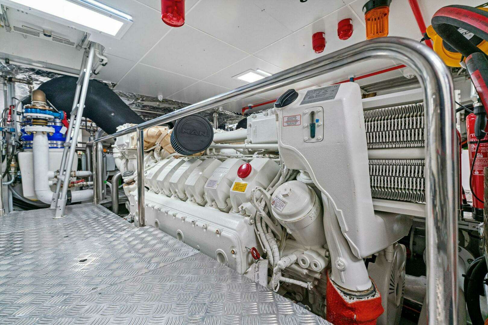 2023 Pershing GTX Motoryacht - Image 113