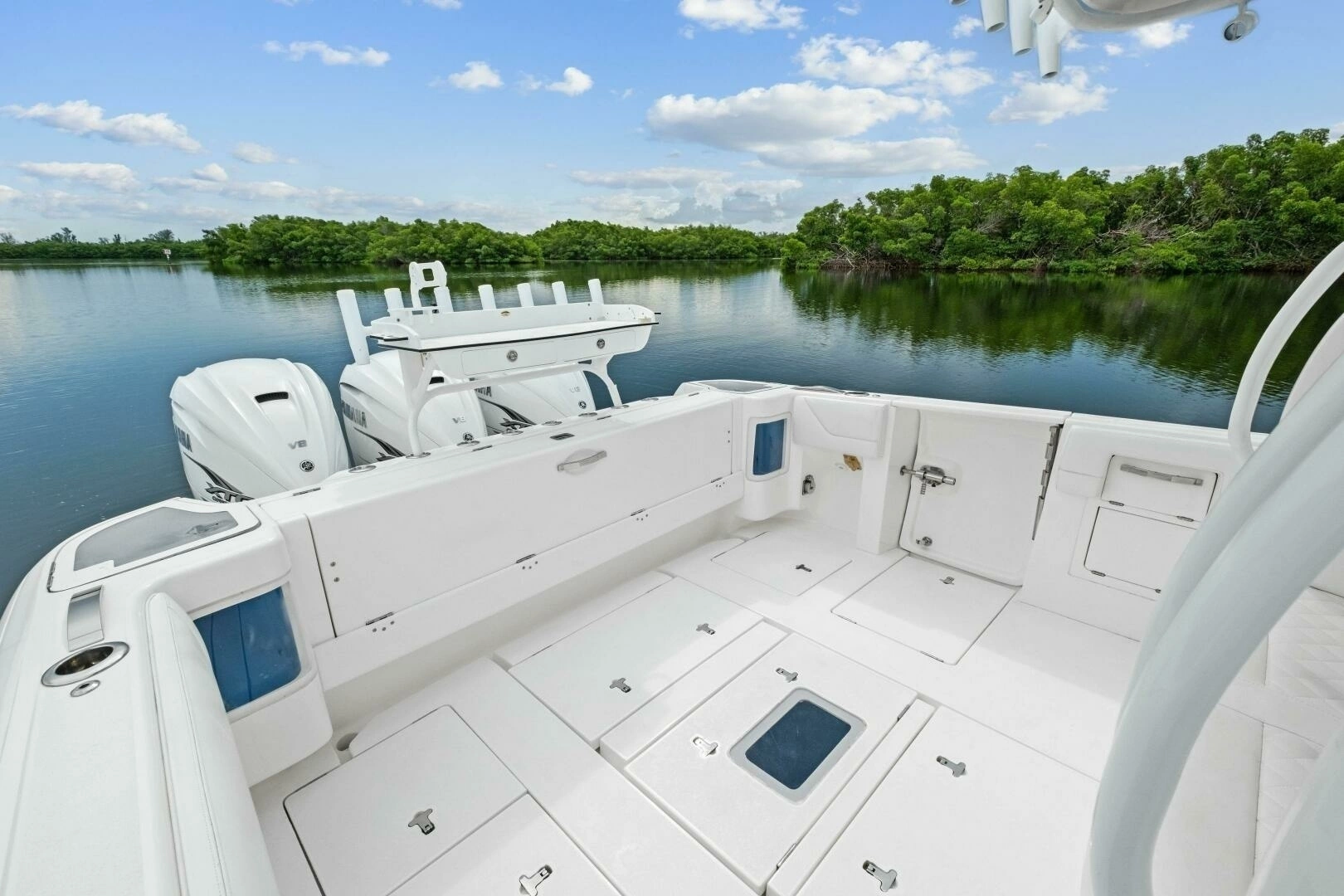 2020 Intrepid 407 Nomad SE - Image 18