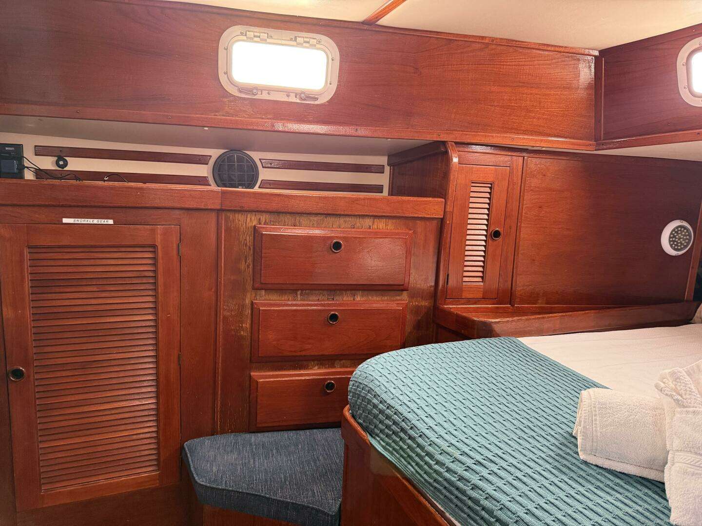 1985 Endeavour 42 - Image 46
