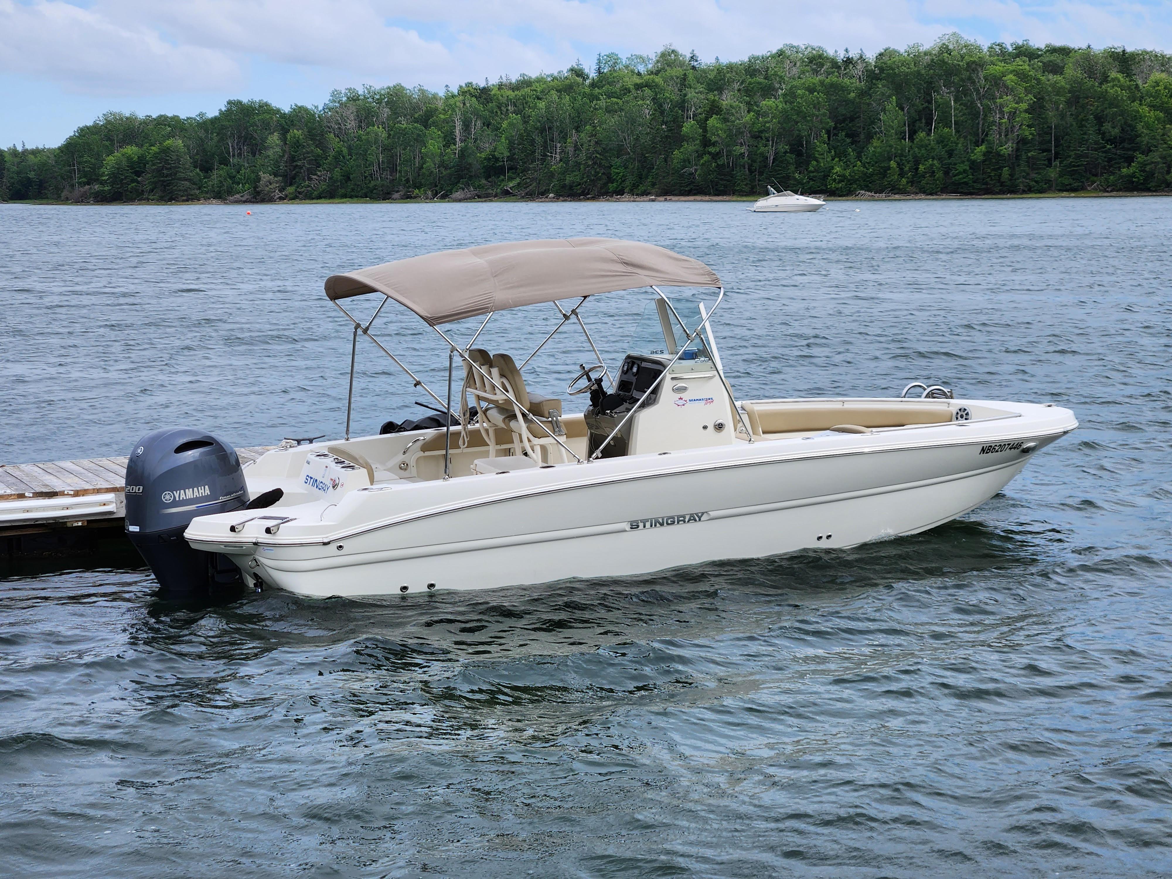 2018 Stingray 236 CC