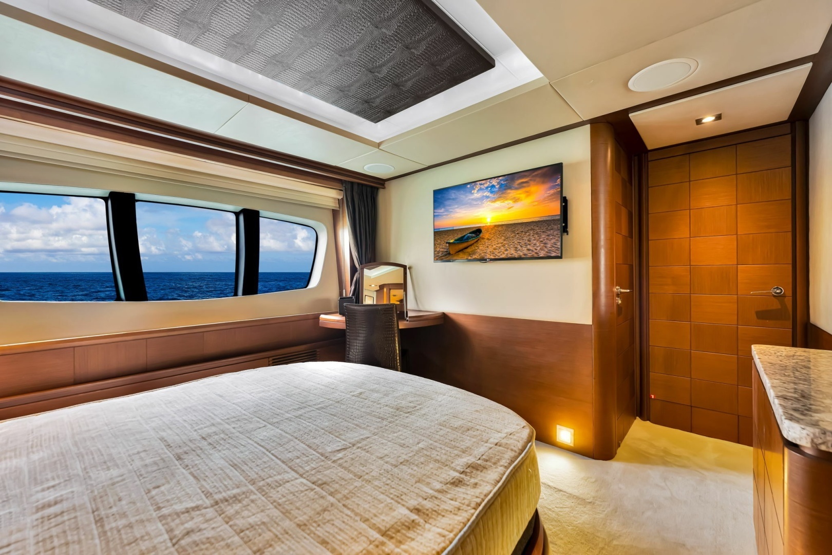 2005 Azimut 105 - Image 125