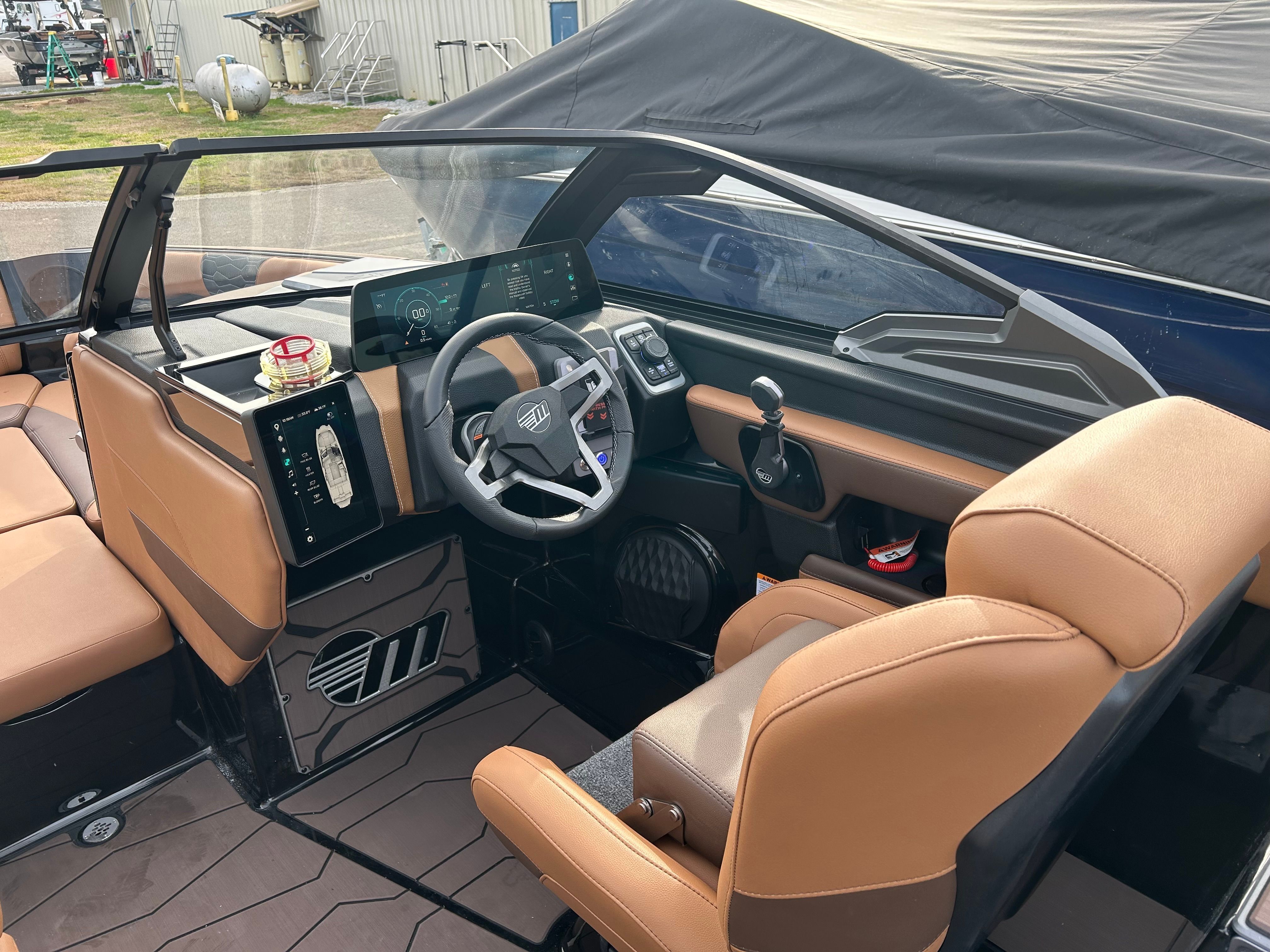 2026 MALIBU 24 MXZ - Image 13