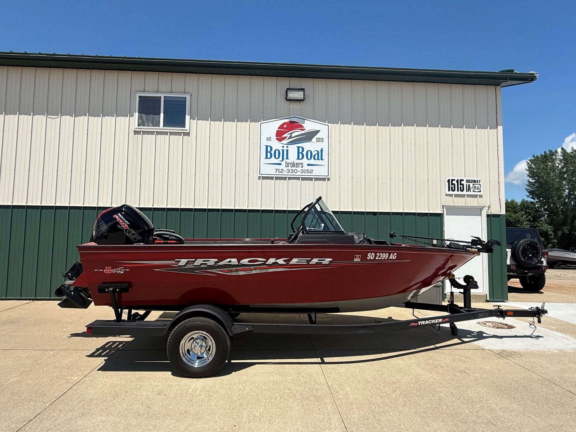 2024 Tracker Pro Guide V175