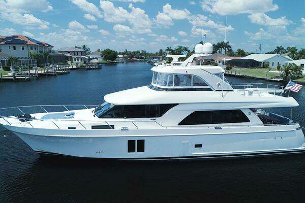 2015 Ocean Alexander 72