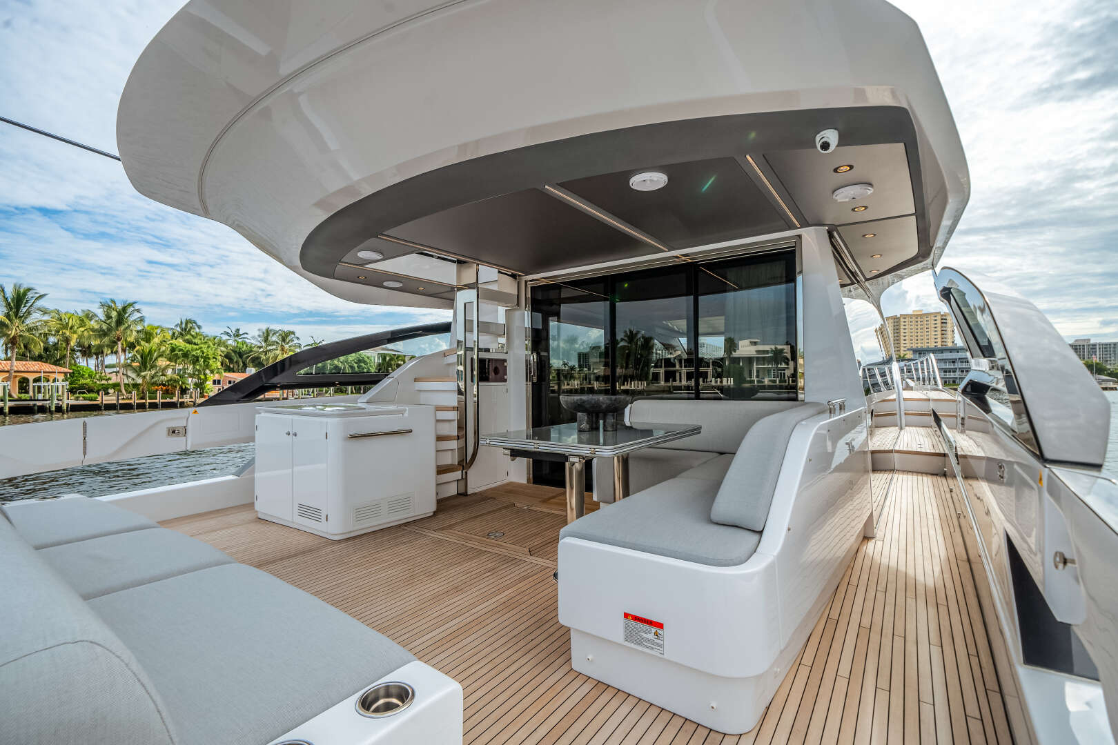 2026 Azimut S8 - Image 21