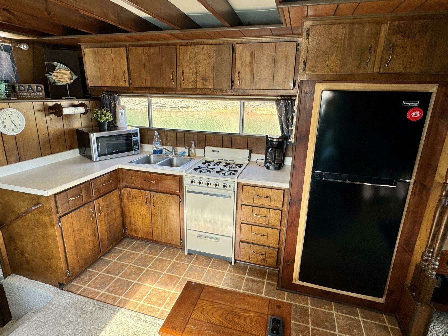 1977 Sumerset 14 x 58 Aluminum Hull Houseboat with Catwalks - Image 31