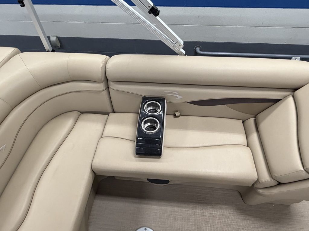 2018 Bennington 21SL - 20
