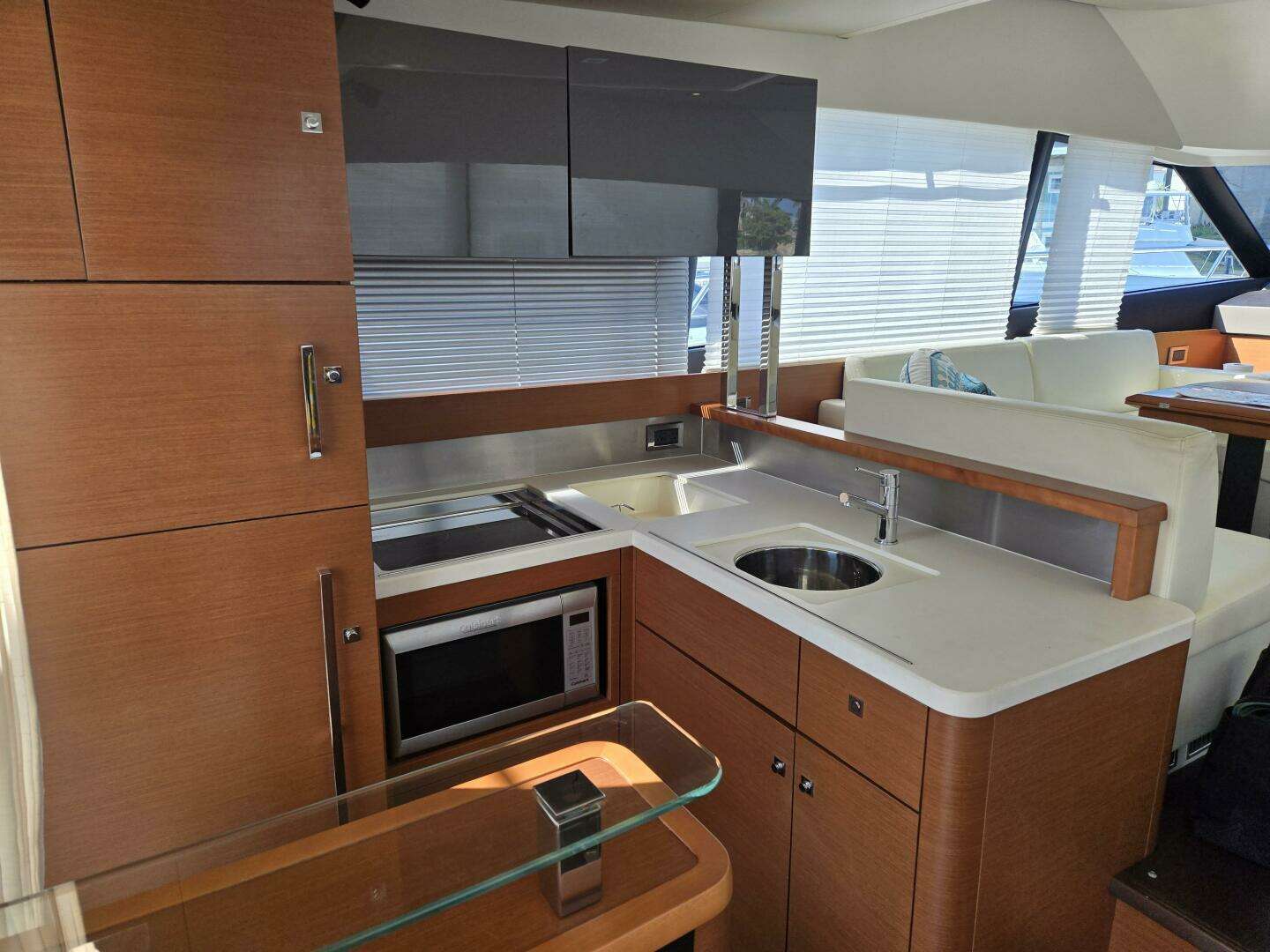 2013 Prestige 500 - Image 12