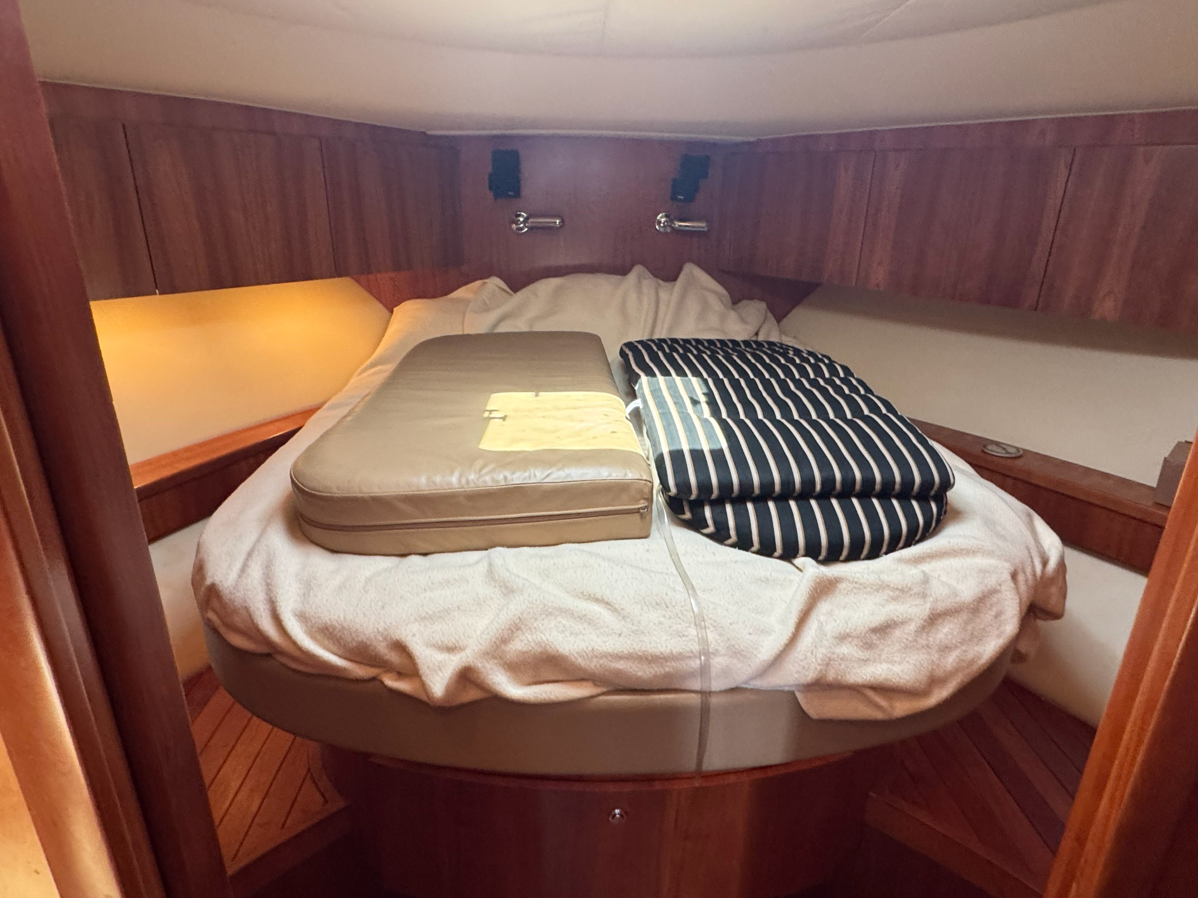 2003 Tiara Yachts 5000 Open - 123