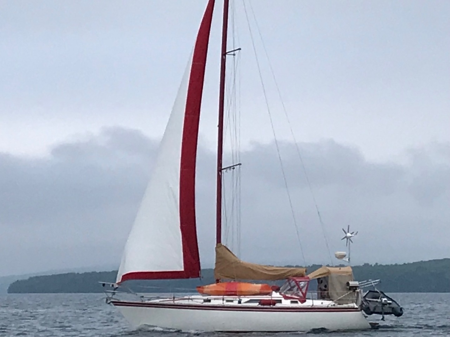 1983 Hunter 34 - Image 8