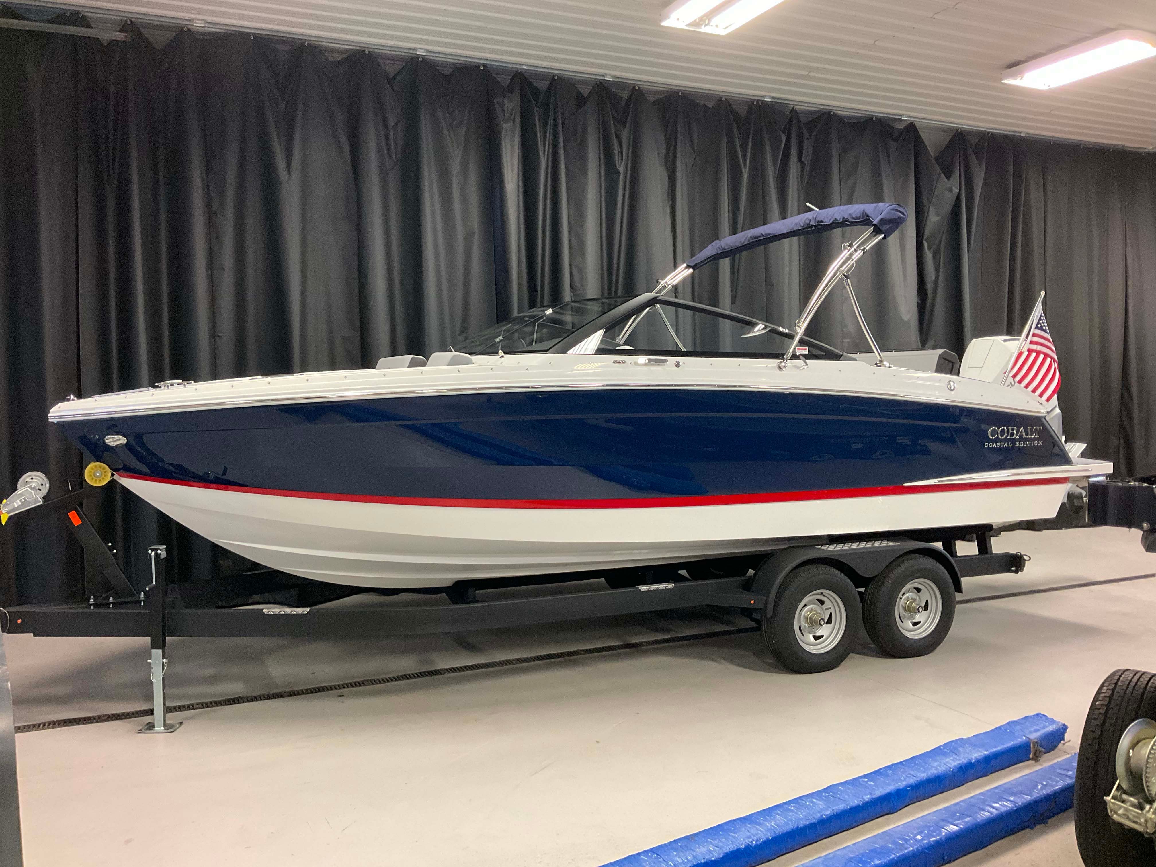 2026 Cobalt R4 Outboard