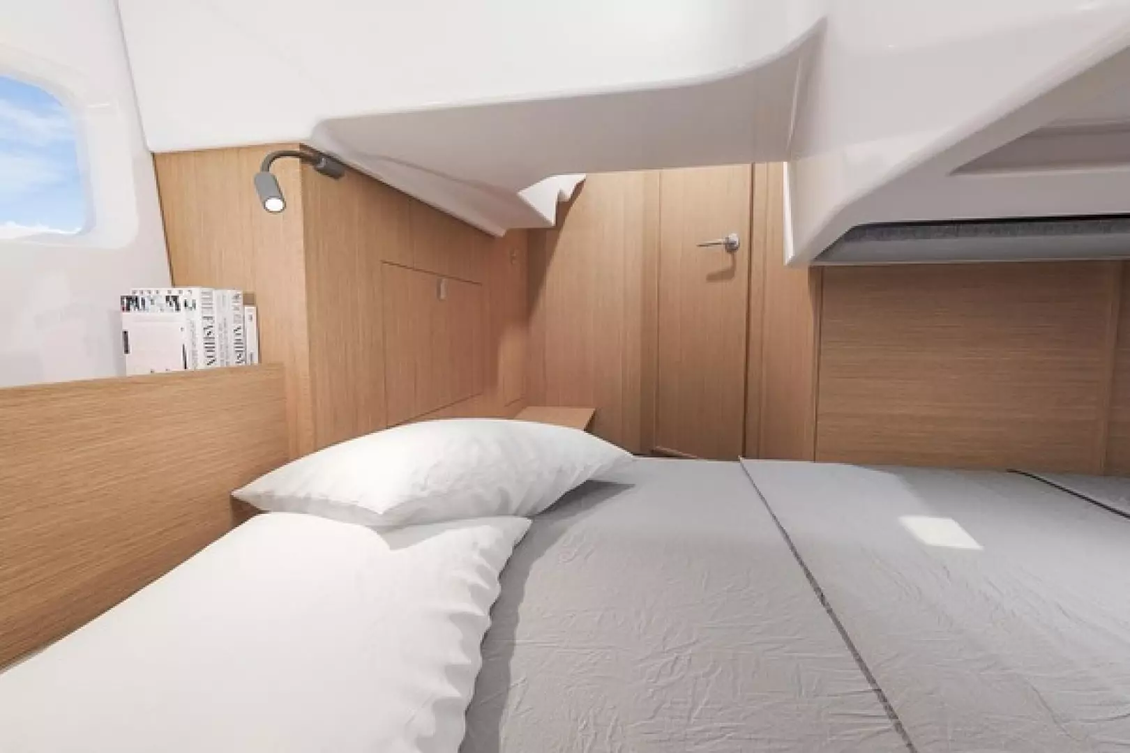 2026 Beneteau Flyer 10 - Image 6