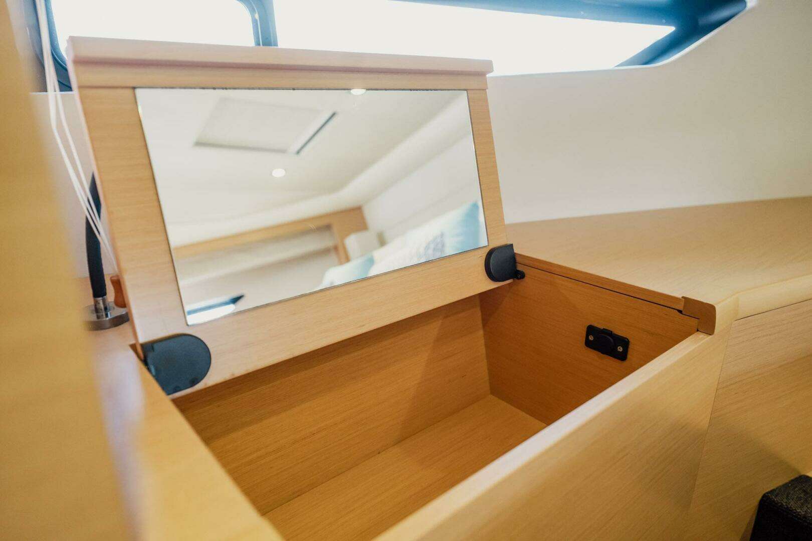 2013 Prestige 500 S - Image 65
