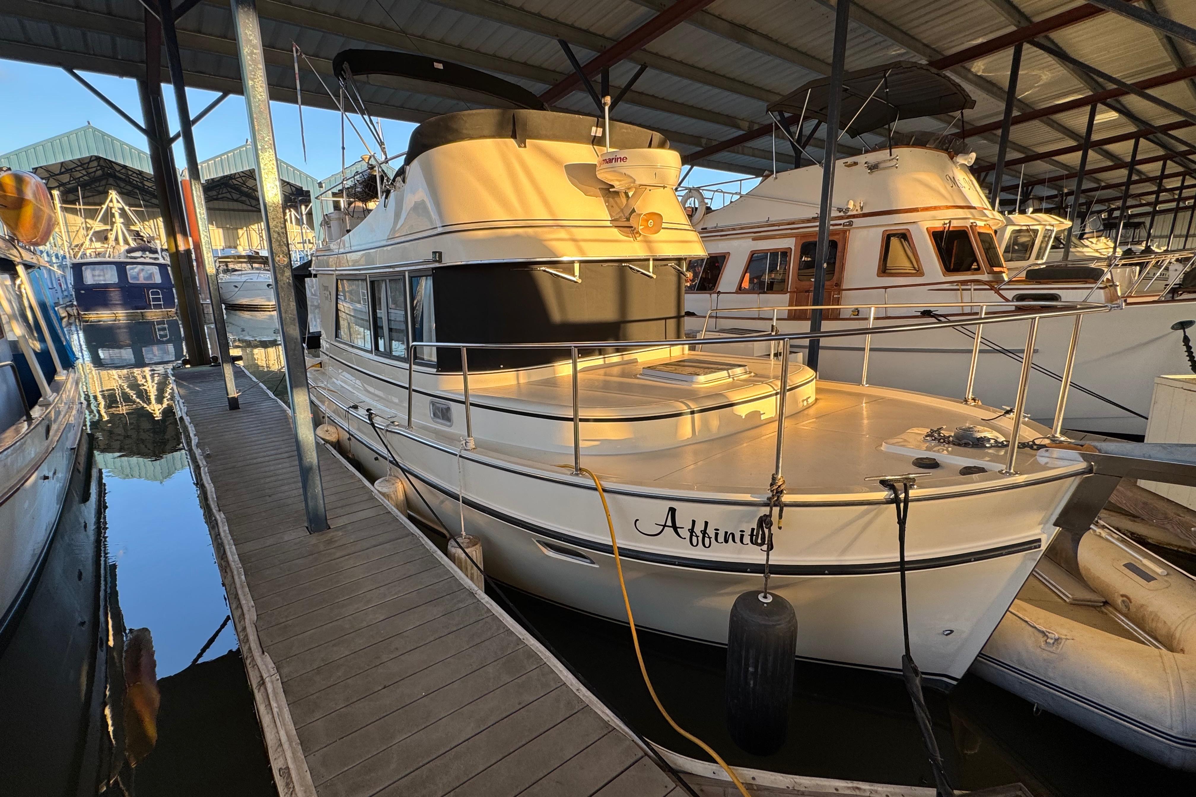 2004 Camano 31 Troll