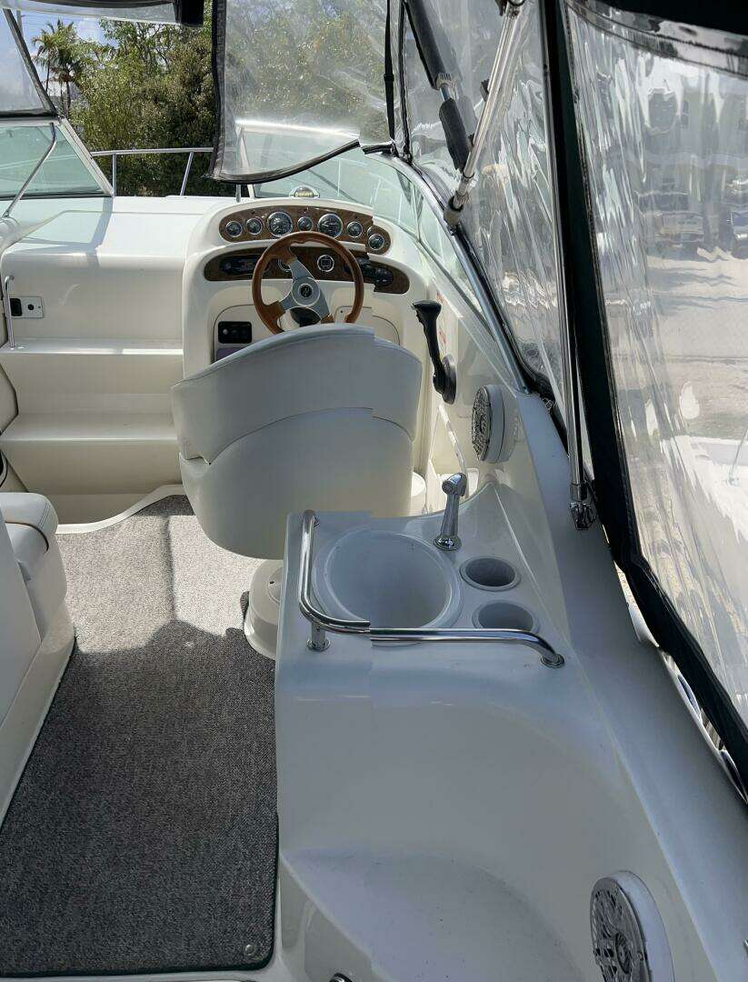 2001 Sea Ray 260 Sundancer - Image 7