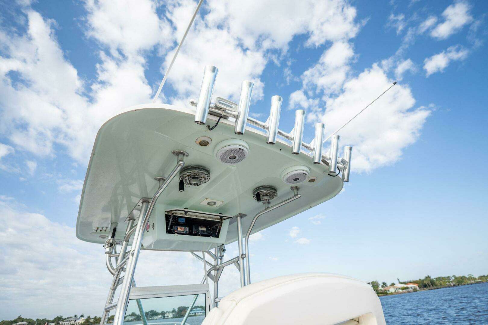 2009 Bimini 24 Center Console - Image 25