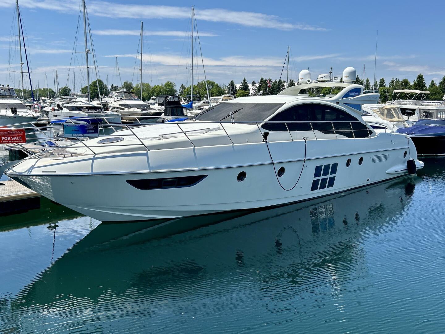 2011 Azimut 62S