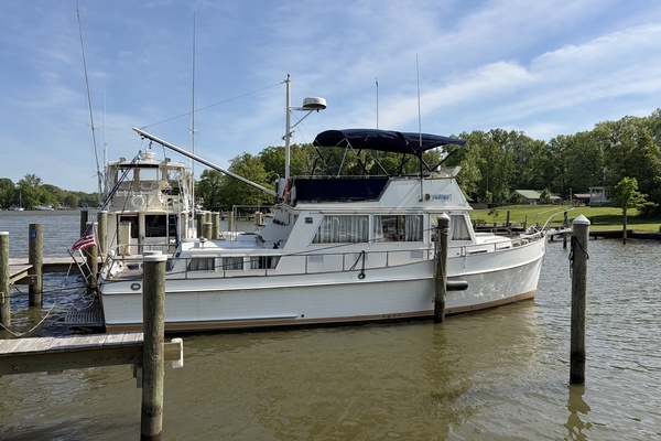 1986 Grand Banks Classic