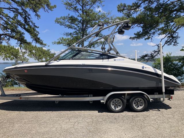 2016 Yamaha Boats 212X