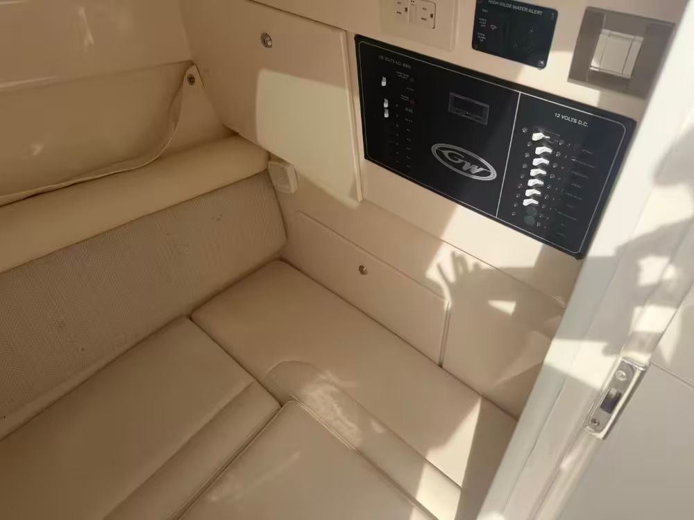 2019 Grady-White Freedom 325 - 18